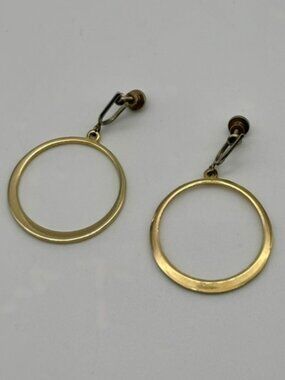Vintage KIM Dangling Hoop Earrings Gold-Tone Metal Silver-Tone Metal Screw-Back